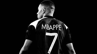 ناصر الخليفي يُسلم مبابي ذمام الأمور في باريس سان جيرمان