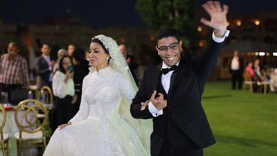 مصطفى ثابت يهنئ حاتم سعيد الطوخي بزفاف شقيقته