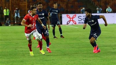 شوط أول سلبي بين الأهلي وإنبي في الدوري المصري