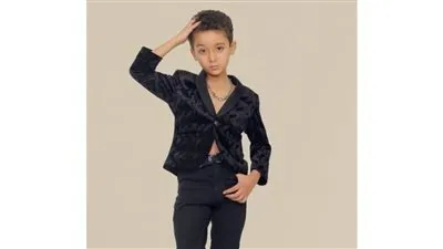 ببدلة سوداء.. يوسف صلاح يثير الجدل على السوشيال ميديا 