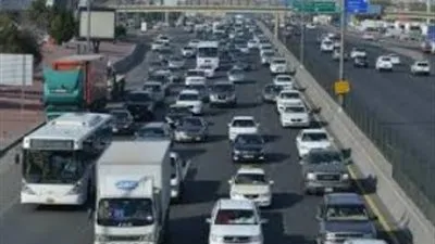 انتظام الحركة المرورية في محافظتي القاهرة والجيزة