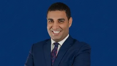 د. مصطفى ثابت يكتب: بلد الفرص الضائعة (وقائع حقيقية)