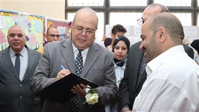 رئيس جامعة الدلتا التكنولوجية يفتتح المعرض الفنى فى نسخته الثانية