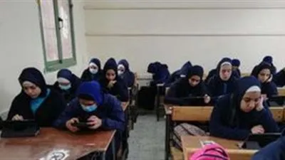 الثانوية العامة 2022.. تعرف على آلية توزيع درجات الامتحان الإلكتروني
