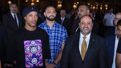 حفل استقبال للاعب البرازيلي رونالدينيو وسط تواجد رياضي واعلامي