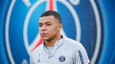 مفاجأة في عقد مبابي مع باريس سان جيرمان