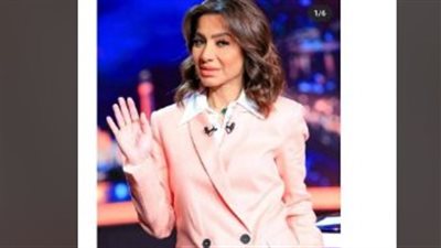 بسمة وهبة تنشر صورة من كواليس برنامجها على 