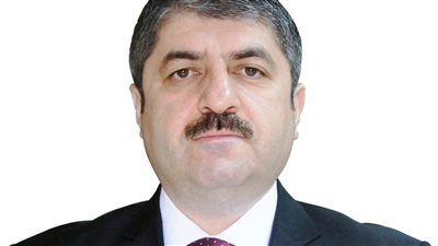 يوم الجمهورية في أذربيجان بقلم د.سيمور نصيروف 