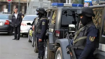 مصادر تكشف تفاصيل جديدة بشأن العثور على 5 جثث بالطريق الصحراوي 