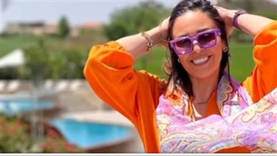 بإطلالة مبهجة.. داليا البحيري تخطف الأنظار في أحدث ظهور لها