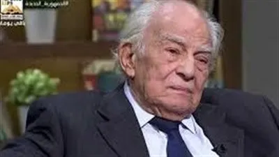 رشوان توفيق عن شائعات وفاته: 