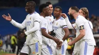 نجم ريال مدريد يحسم الجدل بشأن مستقبله