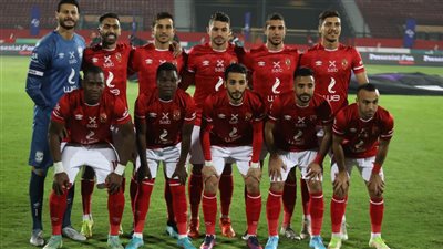 موسيماني يحسم موقف نجم الأهلي من المشاركة ضد الوداد المغربي