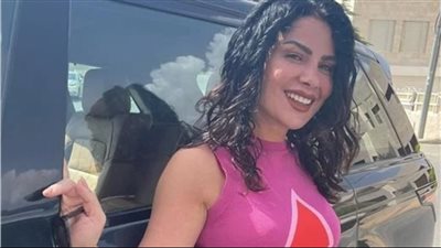 بإطلالة كاجوال.. صبا مبارك تغازل جمهورها  