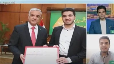 تفاصيل فوز طالب مصري بالمركز الثاني عالميا بمسابقة القرآن الكريم بروسيا (فيديو)