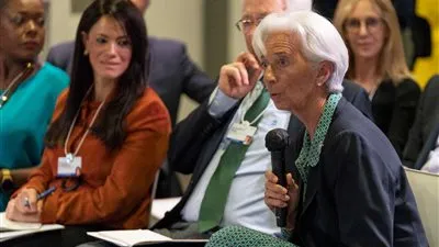  وزيرة التعاون الدولي تلتقي أمين منظمة التعاون الاقتصادي خلال منتدى 