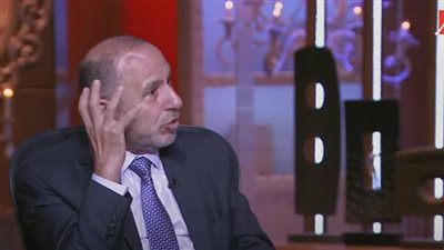 أستاذ طب نفسي: 75% من الأزواج 