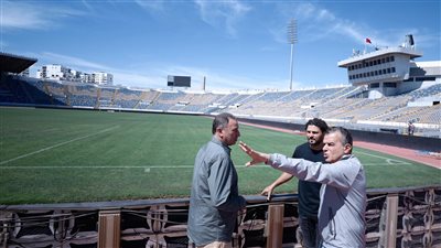 أحمد درويش يكشف عن صدمة الخطيب قبل دخوله مركب محمد الخامس (فيديو)