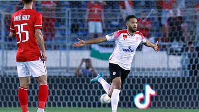الوداد يسجل الهدف الثاني في شباك الأهلي بنهائي إفريقيا 