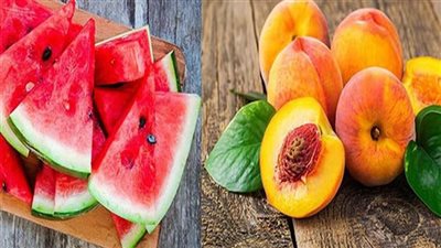 عميد بحوث الصناعات الغذائية السابق يكشف حقيقة تسمم الخوخ والبطيخ (فيديو)