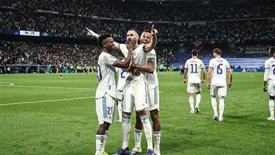 آخر تطورات مسؤولو ريال مدريد في ضم تشاوميني