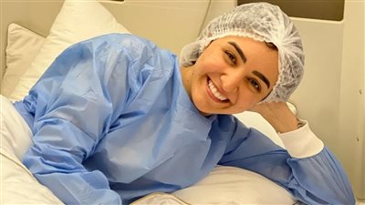 آخر التطورات الصحية لـ هلا رشدي عقب خضوعها لعملية جراحية بالظهر