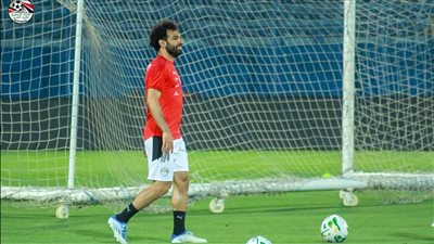 صلاح ينتظم في تدريبات مصر استعدادًا لمواجهة غينيا