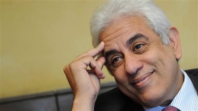 حسام بدراوي يكشف رد مبارك عندما أخبره أن شباب الثورة هيكونوا في القصر الجمعة (فيديو)