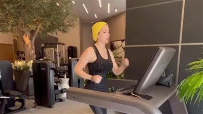  نسرين طافش تستعرض لياقتها البدنية داخل الجيم