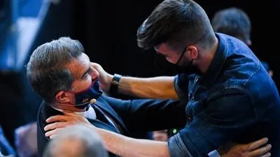 حقيقة مفاوضات برشلونة مع جوهرة الأرجنتين