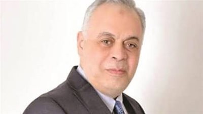 تغريم حاتم الحويني 20 ألف جنيه لانتقاده أشرف زكي على الفيس بوك