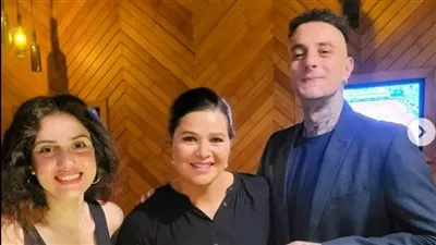 بهذه الطريقة.. أحمد الفيشاوي يدعم يسرا اللوزي 