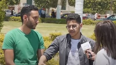 تروج للسلبيات وتثير الجدل.. كيف يتعامل الشباب مع أكاذيب السوشيال ميديا ؟