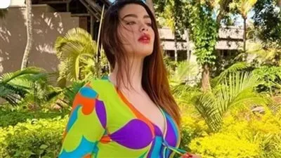 بإطلالة مبهجة.. روان بن حسين تغازل جمهورها ومحبيها