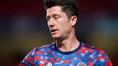 ليفاندوفسكي يطلق تصريحات نارية بشأن مستقبله مع بايرن ميونخ