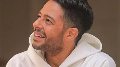 محمد حماقي يكشف عن أغنية Single في الصيف مع توما
