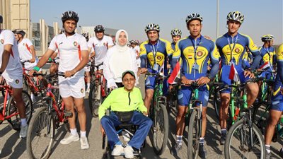 طلبة الكليات العسكرية يشاركون فى ماراثون للدراجات بالعاصمة الإدارية
