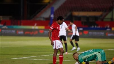 تعرف على موقف الأهلي من رحيل بيرسي تاو 