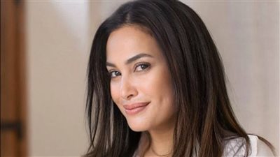 هند صبري تبهر جمهورها بأحدث ظهور لها 