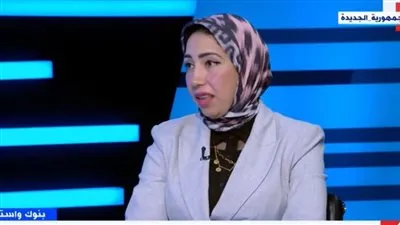 خبيرة مصرفية: رفع الفائدة على الشهادات هدفه تحويل المدخرات الدولارية للجنيه.. فيديو