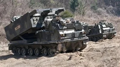 بريطانيا تعتزم تزويد أوكرانيا بقاذفات 