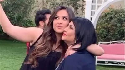 شاهد..أول رد من بدرية طلبة بعد أنباء انفصال ياسمين عبد العزيز عن العوضي 