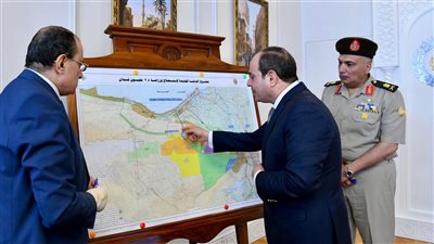 السيسي يجتمع بالهيئة الهندسية للقوات المسلحة بشأن مشروع 