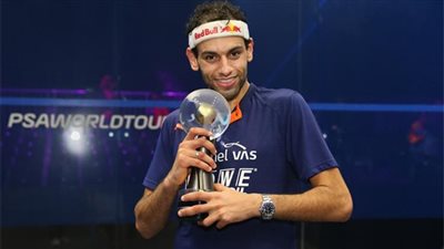 وزير الرياضة: 