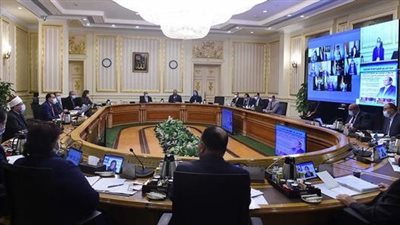  الحكومة تعلن عن حركة ترقيات بالجهاز الإداري للدولة اعتبارا من أول يوليو 