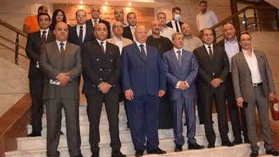 محافظ القاهرة يشيد بدور الغرفة التجارية لتنفيذ توجيهات القيادة السياسية لدعم المواطنين وتقنين أوضاع الباعة الجائلين