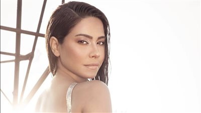 شيرين عبدالوهاب توجه رسالة لجمهورها.. تعرف عليها