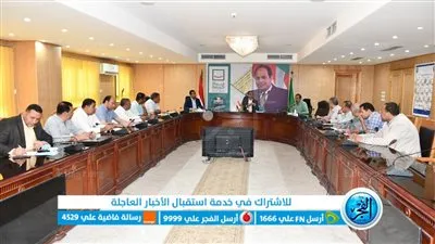 محافظ الفيوم يوجه بوضع منظومة إلكترونية لضبط حيازات القمح المنزرعة فعليًا