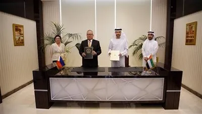 الإمارات توقع اتفاقية حماية وتشجيع الاستثمار مع الفلبين