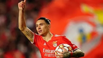 تفاصيل عرض ليفربول لضم داروين نونيز